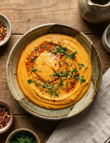 CREAMY TOMATO LENTIL SOUP