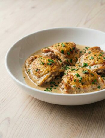 Crispy Garlic Chicken Skillet