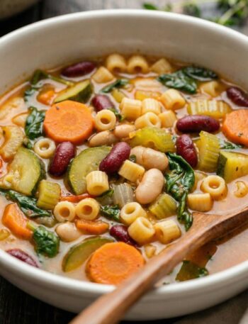 Hearty Vegetable Bean Soup