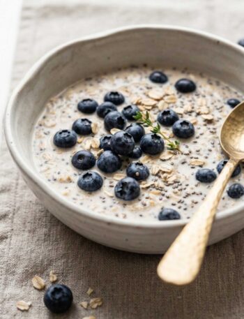 Lemon Blueberry Overnight Oats