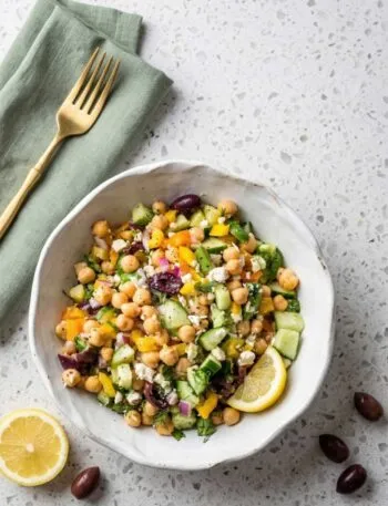 Mediterranean Chickpea Cucumber Salad